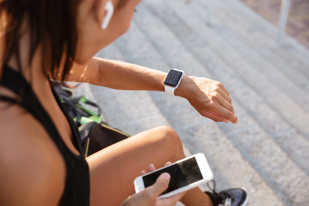 A escolha de um smartwatch depende muito do estilo de vida, necessidades pessoais e orçamento de cada indivíduo.